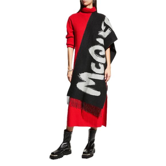 NWT Alexander McQueen Logo Graffiti Graphic Wool Scarf Black White - Picture 1 of 6